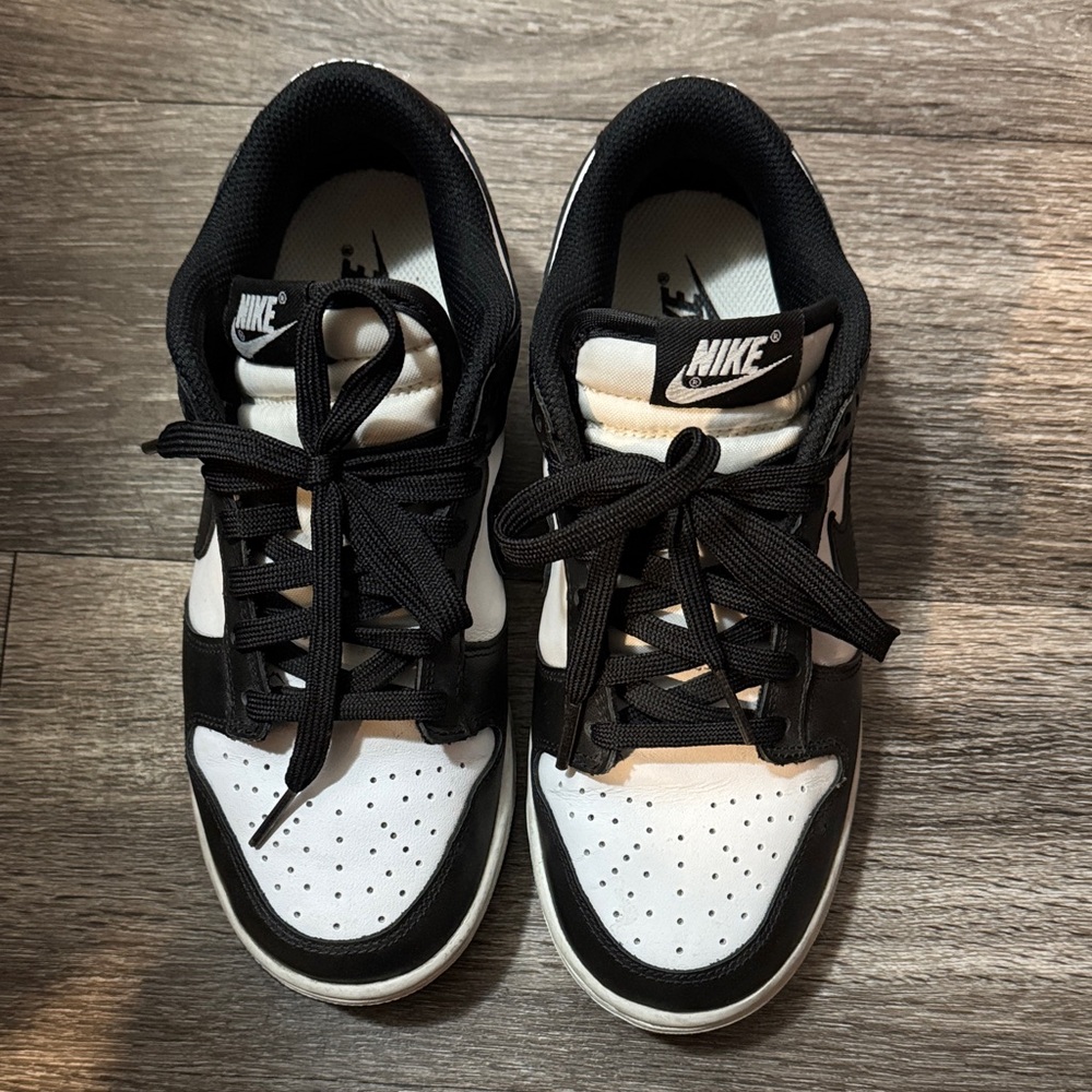 Nike Black and White Athletic Shoes